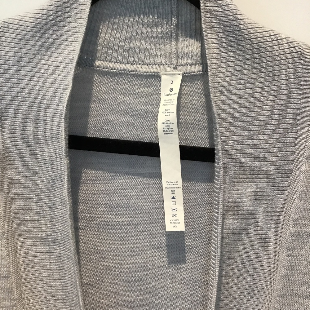 Lululemon Sit in Lotus Wrap Cardigan - Picture 4 of 7